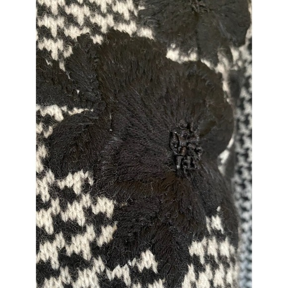 Merino Wool Embroidered Houndstooth Sweater Size L - Picture 10 of 10